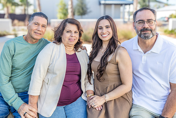 20241130-Elsbeth-Arce-Family-Session-Evermore-5083