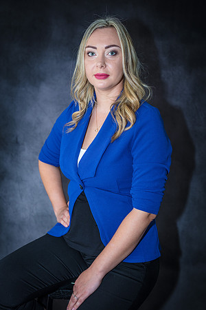 20220803-Headshot-Jane-3804