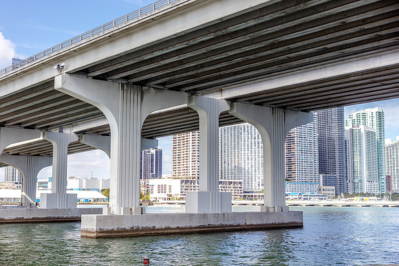 Miami-Millionaire-Row-Island-Queen-Cruise-3429bridge