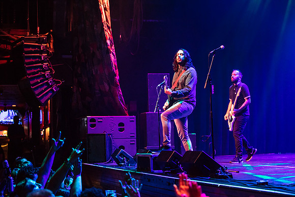 Broken-Streetlights_House-of-Blues-5219