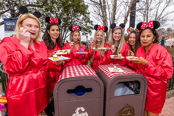 Valentine-Session-Momsies-Disney-Epcot-2022-0784