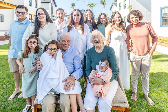 20241130-Elsbeth-Arce-Family-Session-Evermore-4951