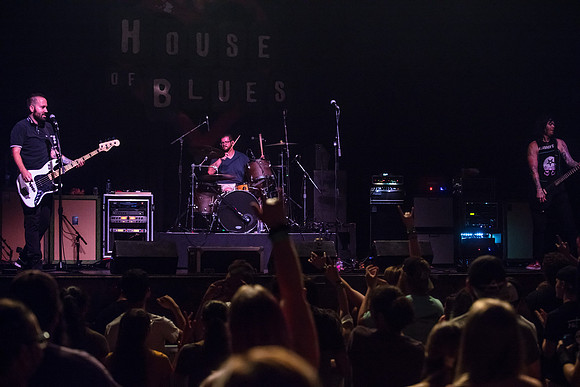 Broken-Streetlights_House-of-Blues-5287