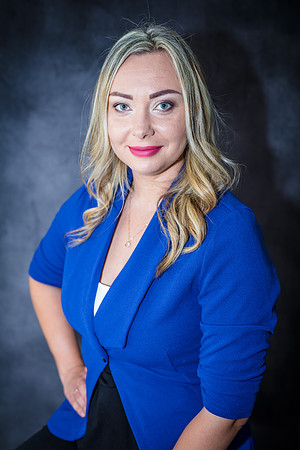 20220803-Headshot-Jane-3802