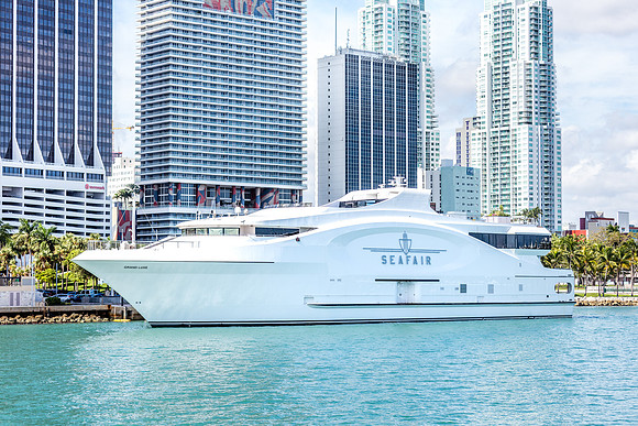 Miami-Millionaire-Row-Island-Queen-Cruise-3562