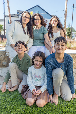 20241130-Elsbeth-Arce-Family-Session-Evermore-5167
