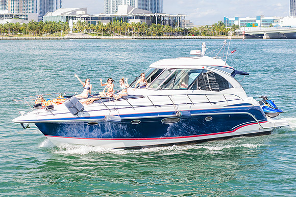 Miami-Millionaire-Row-Island-Queen-Cruise-3420Y-