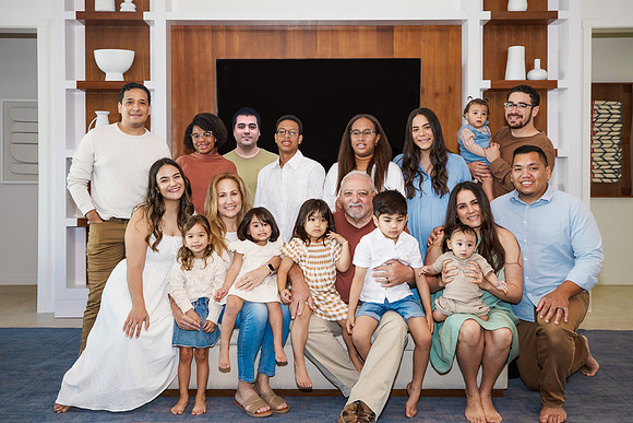 20241130-Elsbeth-Arce-Family-Session-Evermore-5015-edit3