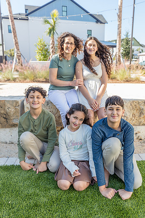 20241130-Elsbeth-Arce-Family-Session-Evermore-5173