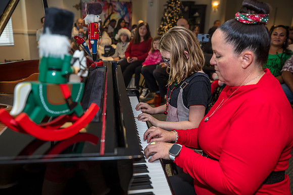 Winter-Holidays-Concert-2024-Noteable-Success-Music-6070-
