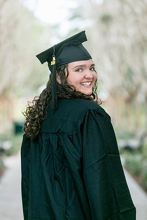 20250502-Lucinda-grad-session-9474-