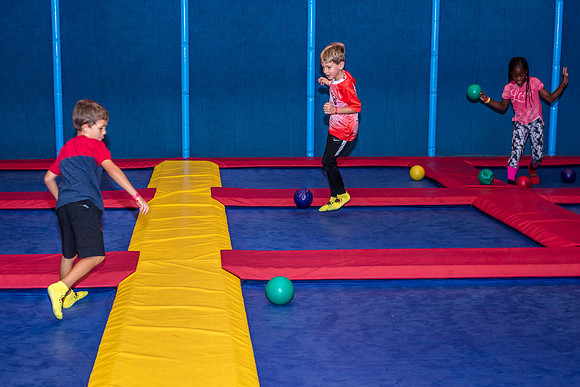 Henry-7th-Birthday-Planet-Obstacle-2431