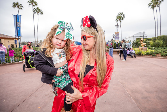 Valentine-Session-Momsies-Disney-Epcot-2022-0846
