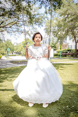 20240427-Mariana-Esquibel-Emma-First-Communion-9079