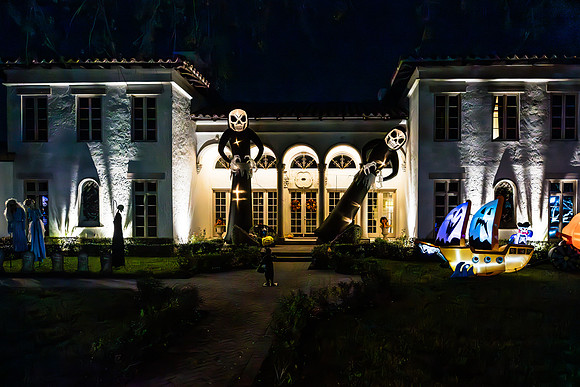 Halloween-Houses-Celebration-2024-2741-