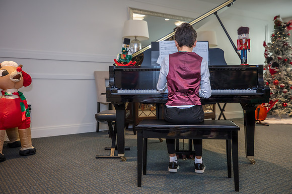 Winter-Holidays-Concert-2024-Noteable-Success-Music-6172
