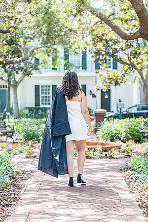 20250502-Lucinda-grad-session-9565