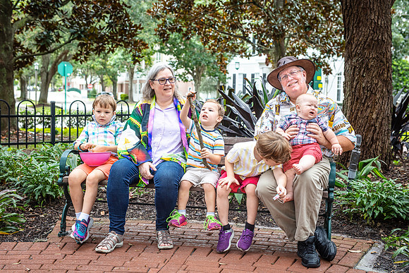 20220928-Sharon-HeartSwell-Family-Session-5314