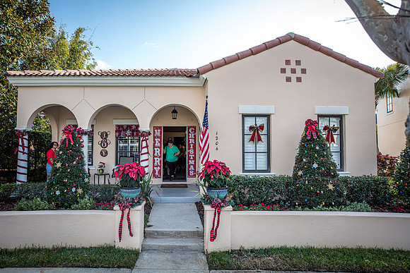 Celebration-Holiday-Home-Tour-2022_Stop5-1204-Downey-Pl-7156