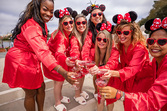 Valentine-Session-Momsies-Disney-Epcot-2022-0961