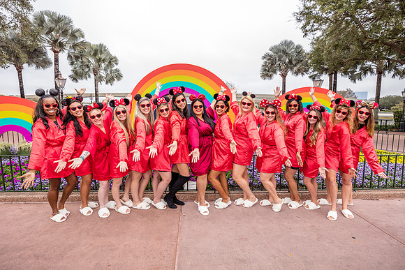 Valentine-Session-Momsies-Disney-Epcot-2022-0825