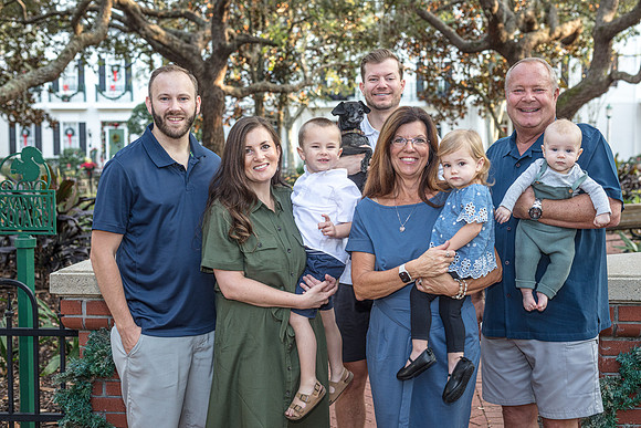 20221211-Lori-Laake-Family-Session-7423