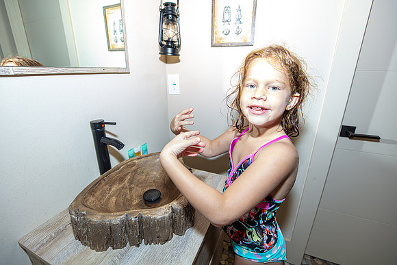 20220923-Reunion-Vacation-Home-5137m-bathroom-