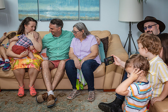 20220928-Sharon-HeartSwell-Family-Session-5514