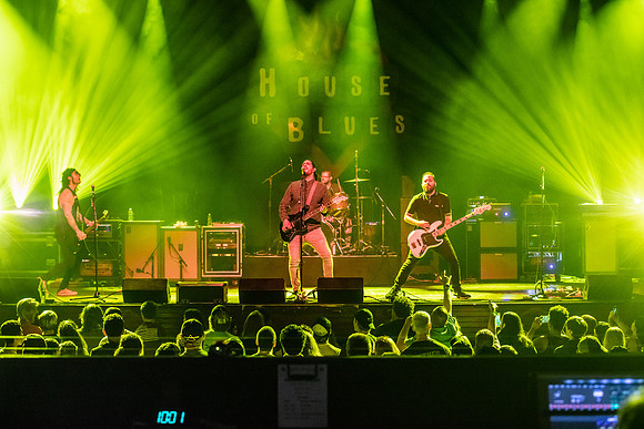 Broken-Streetlights_House-of-Blues-5180
