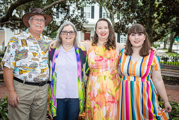 20220928-Sharon-HeartSwell-Family-Session-5265-