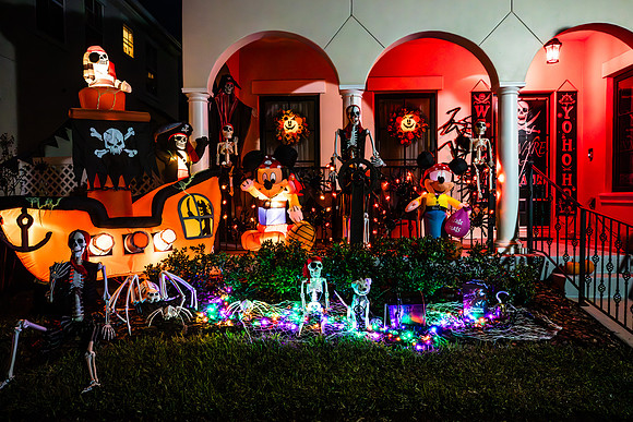 Halloween-Houses-Celebration-2024-2707