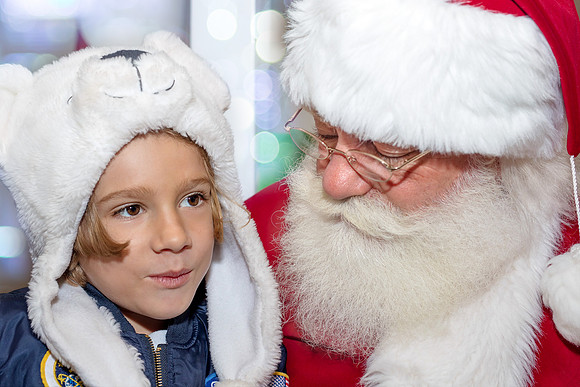 Sensitive-Santa-and-Henry-6yo-9300